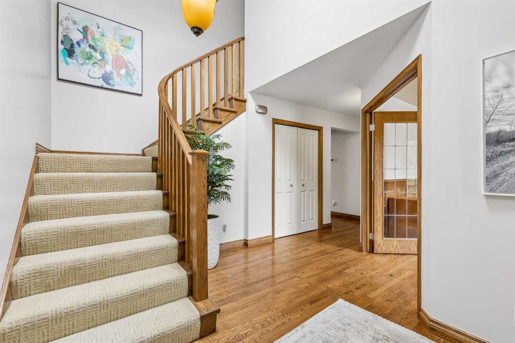 Picture for 65 Woodpath Terrace SW