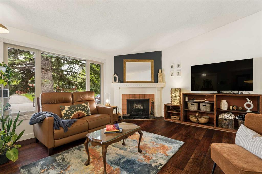 Picture for 3216 Oakwood Drive SW