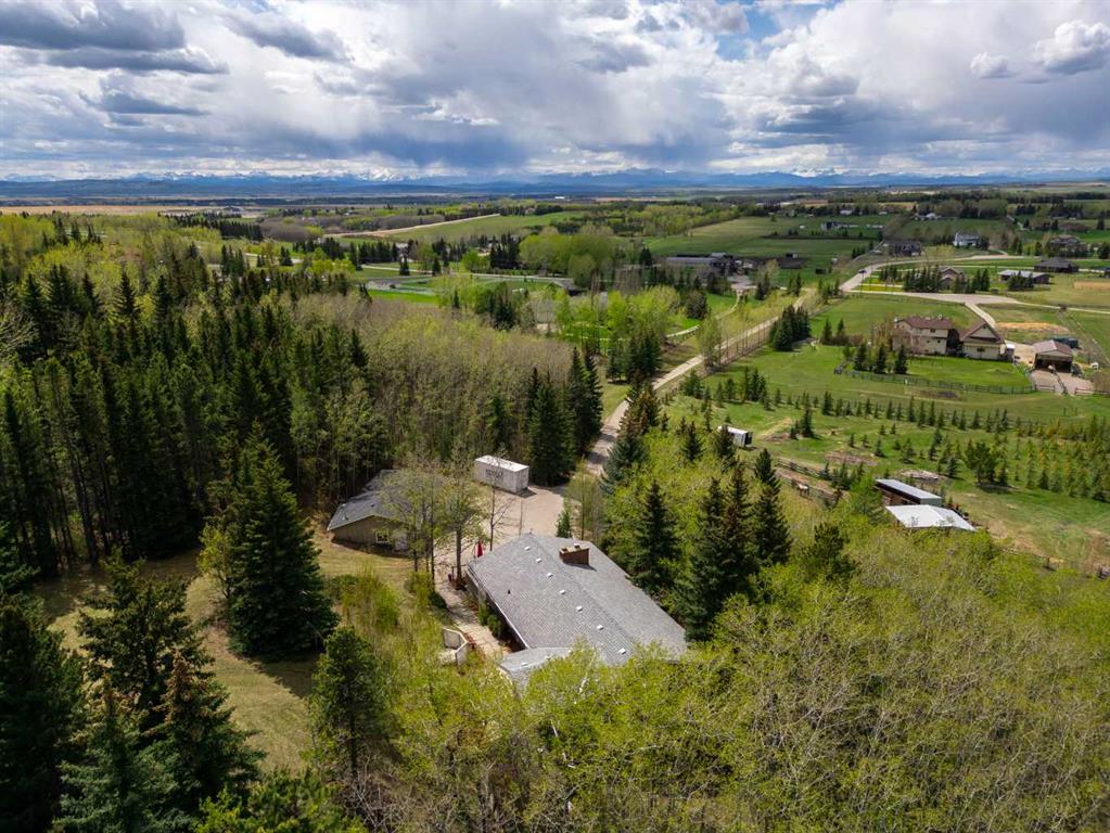 Picture for 244098 Panorama Ridge SW