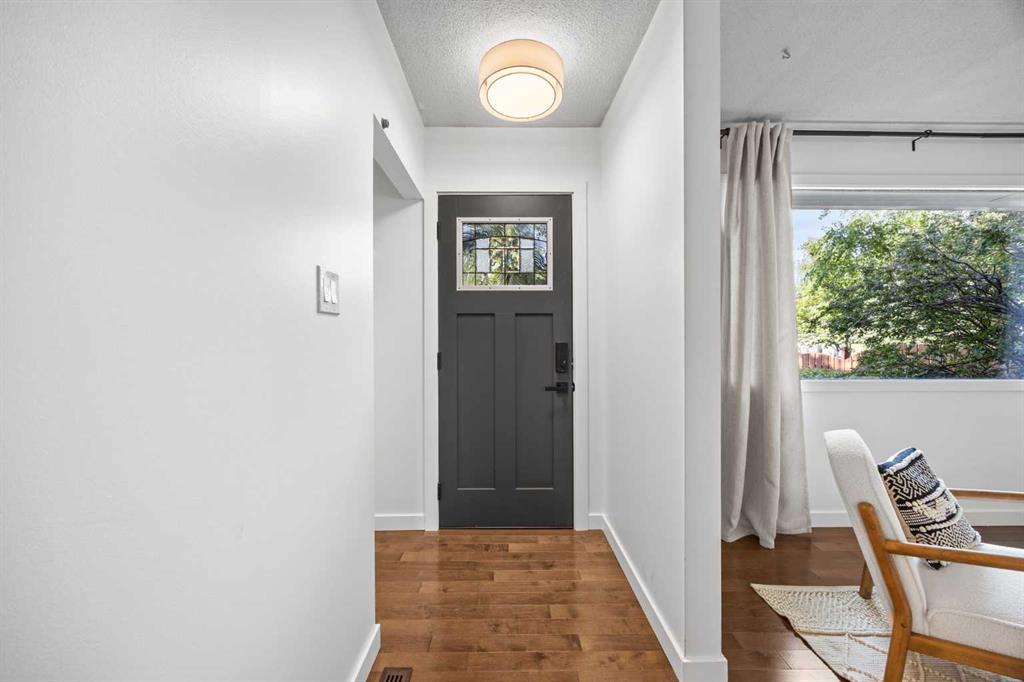 Picture for 4952 Vanguard Road NW