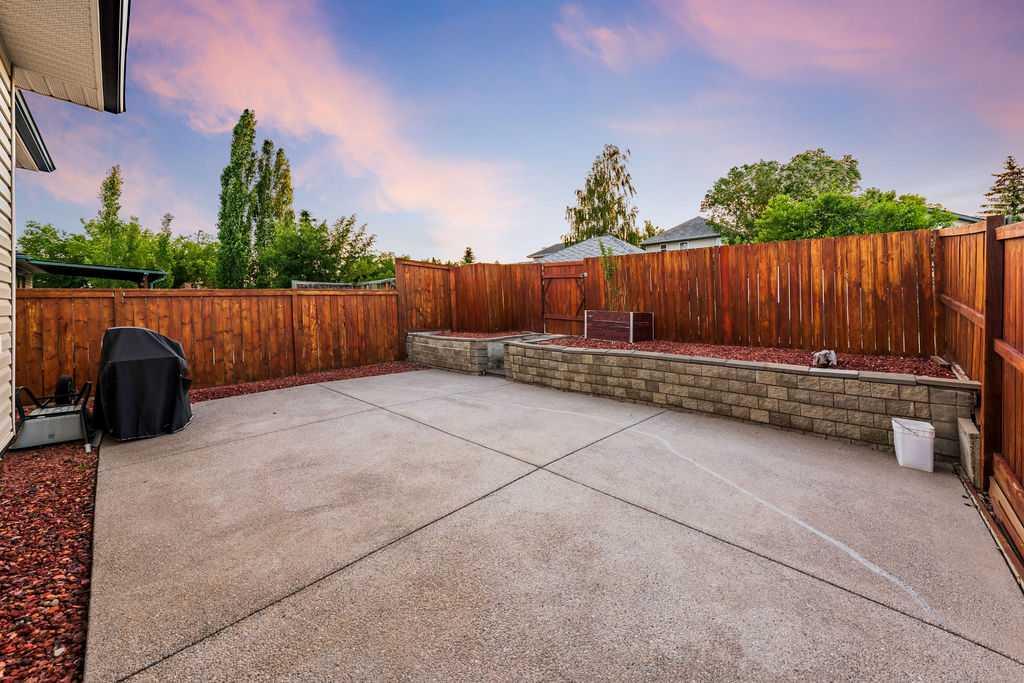Picture for 2016 Country Hills Circle NW