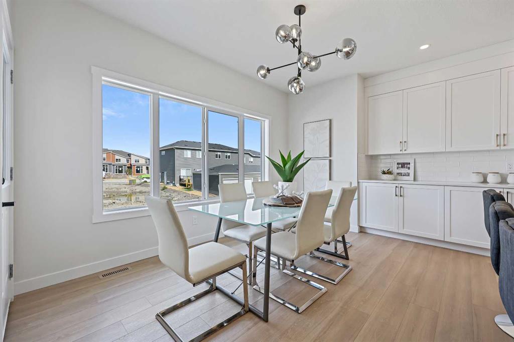 Picture for 634 Bayview Lane SW https://www.cirrealty.ca/reb/creb/83/A2266583_10.jpg