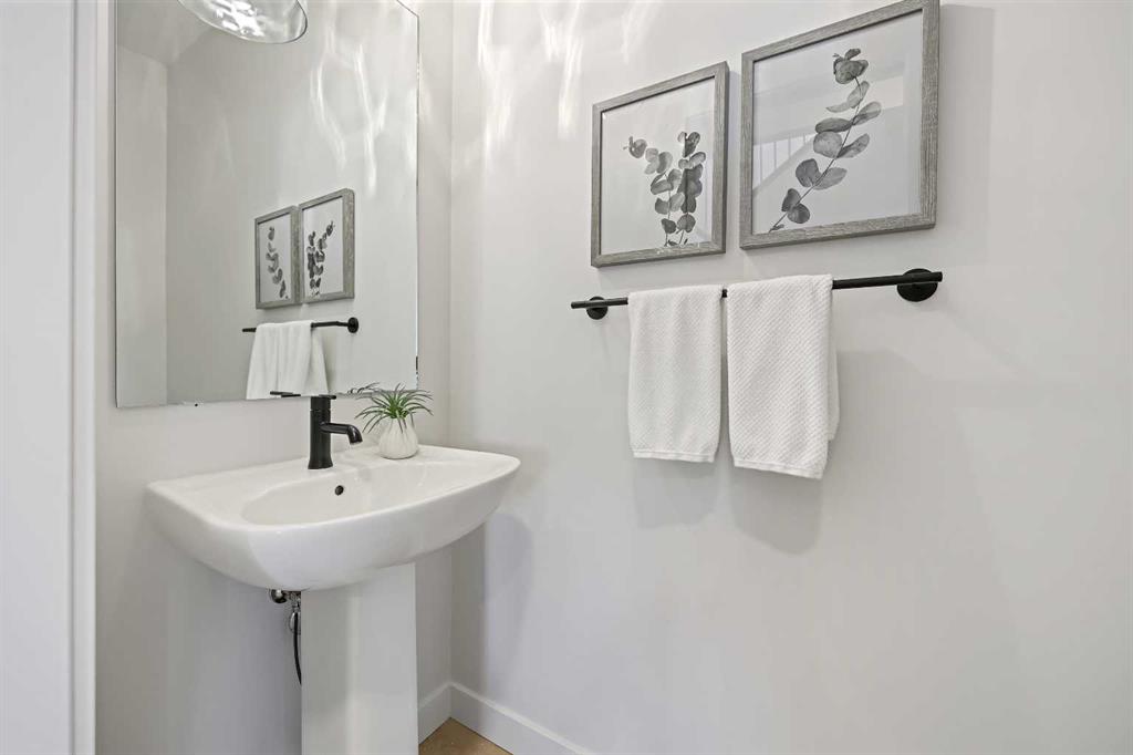 Picture for 634 Bayview Lane SW https://www.cirrealty.ca/reb/creb/83/A2266583_13.jpg