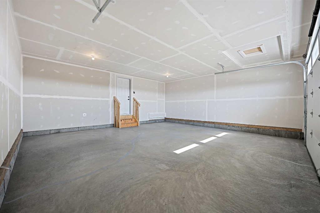 Picture for 634 Bayview Lane SW https://www.cirrealty.ca/reb/creb/83/A2266583_33.jpg