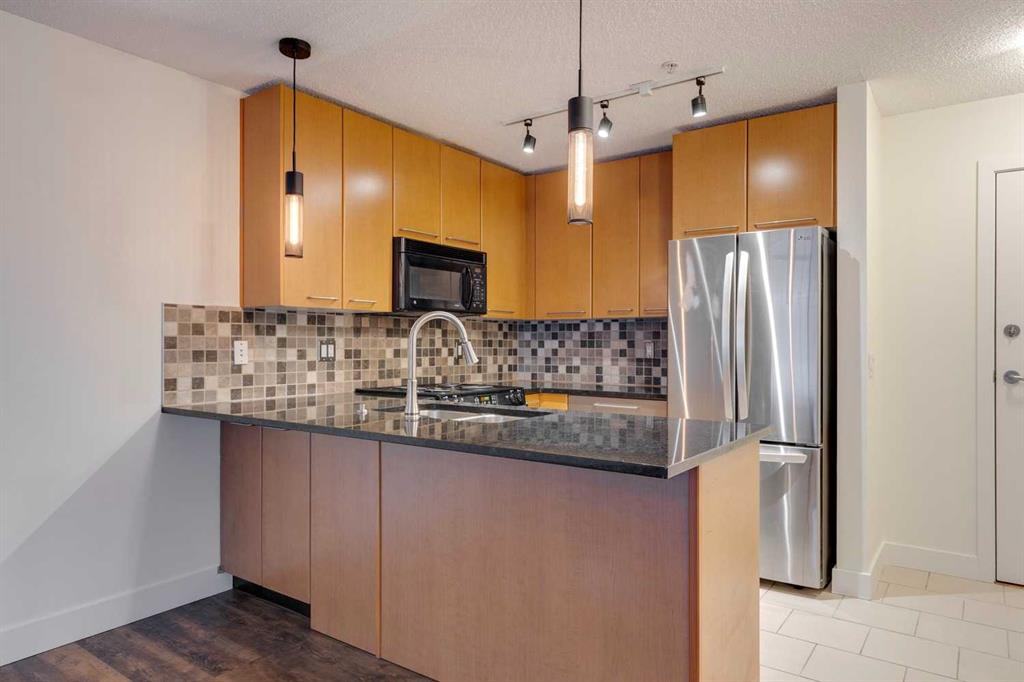 Picture for 106, 35 Richard Court SW