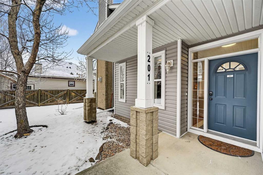 Picture for 201, 39 Hidden Creek Place NW