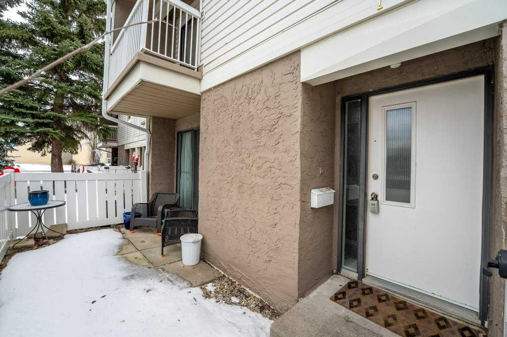 Picture for 7, 3015 51 Street SW