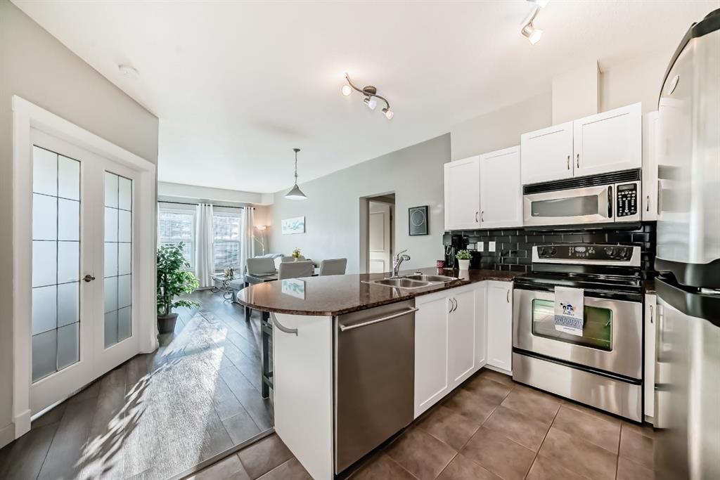 Picture for 3304, 11811 Lake Fraser Drive SE