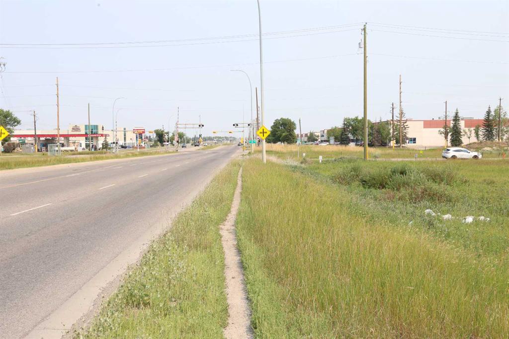 Picture for 5320 52 Avenue SE