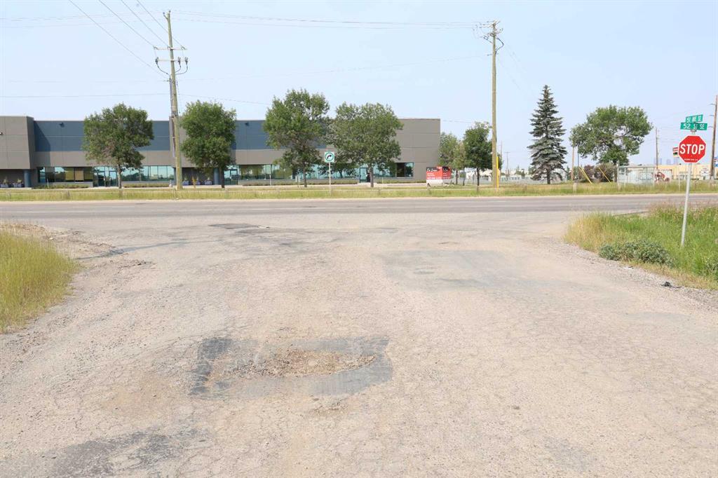 Picture for 5320 52 Avenue SE