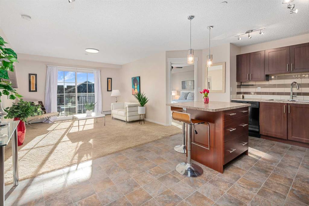 Picture for 1305, 755 Copperpond Boulevard SE