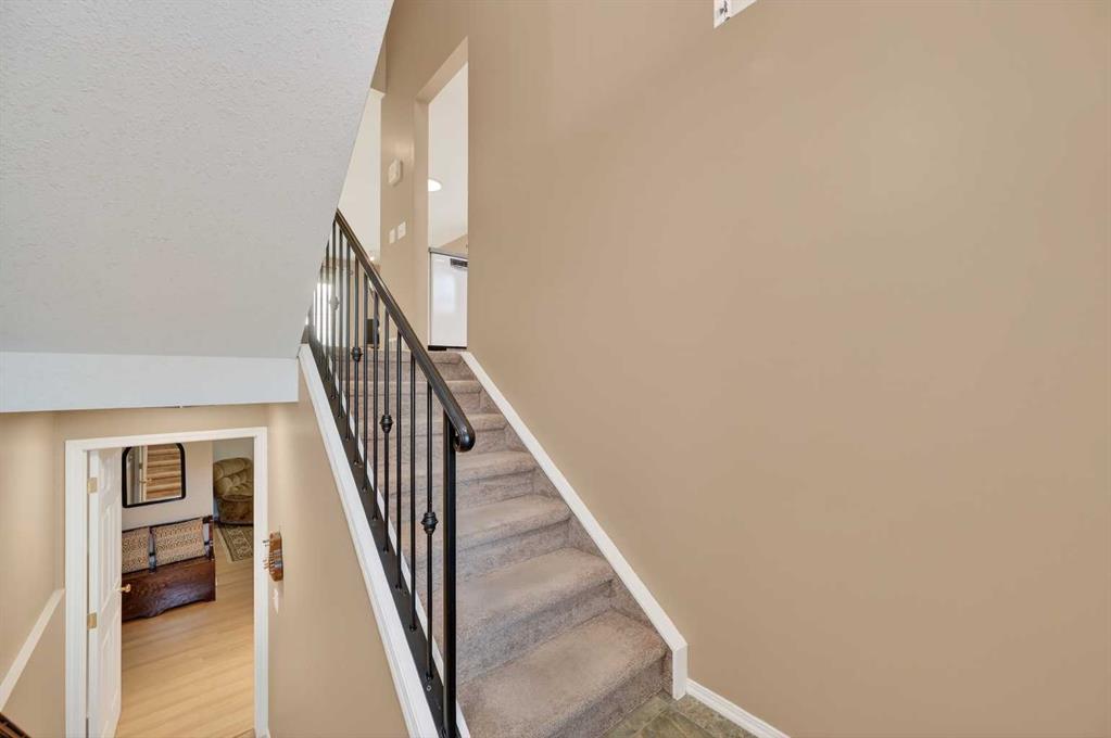 Picture for 16, 103 Fairways Drive NW