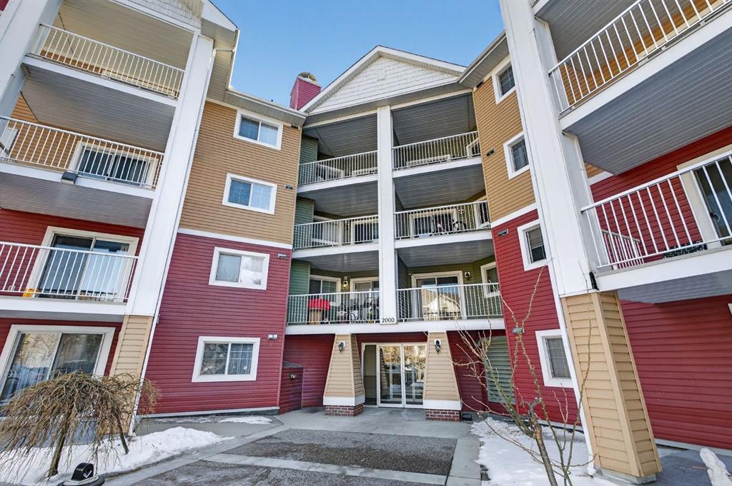 Picture for 2317, 10 Prestwick Bay SE