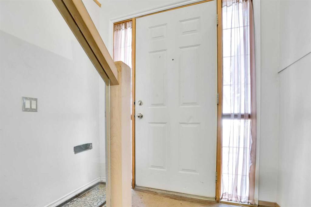 Picture for 4764 Rundlewood Drive NE