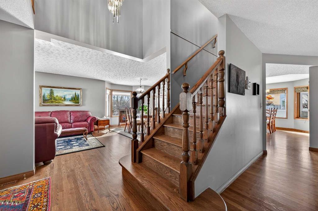 Picture for 68 Hawkland Circle NW