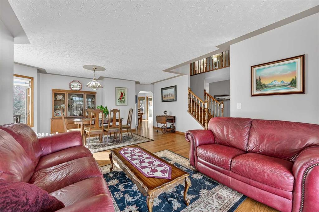 Picture for 68 Hawkland Circle NW