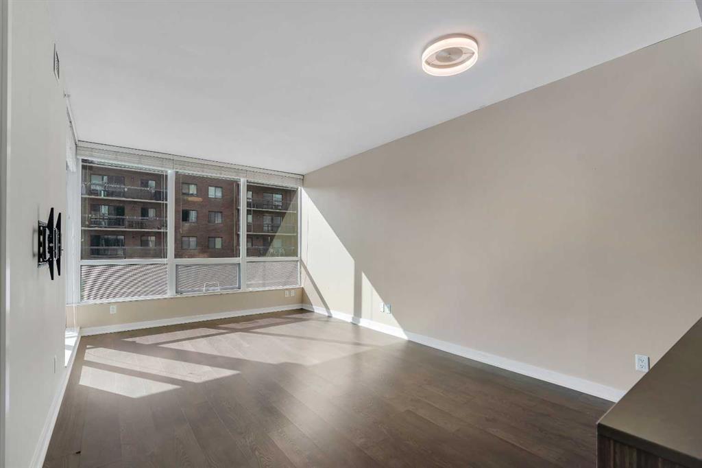 Picture for 407, 626 14 Avenue SW