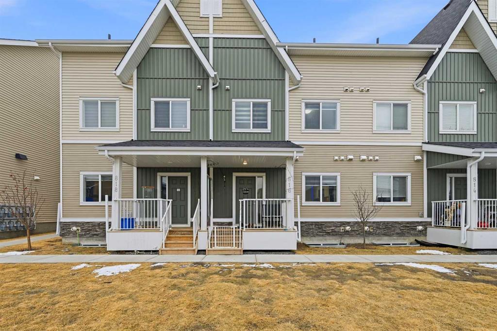 Picture for 816, 32 Red Embers Parade NE