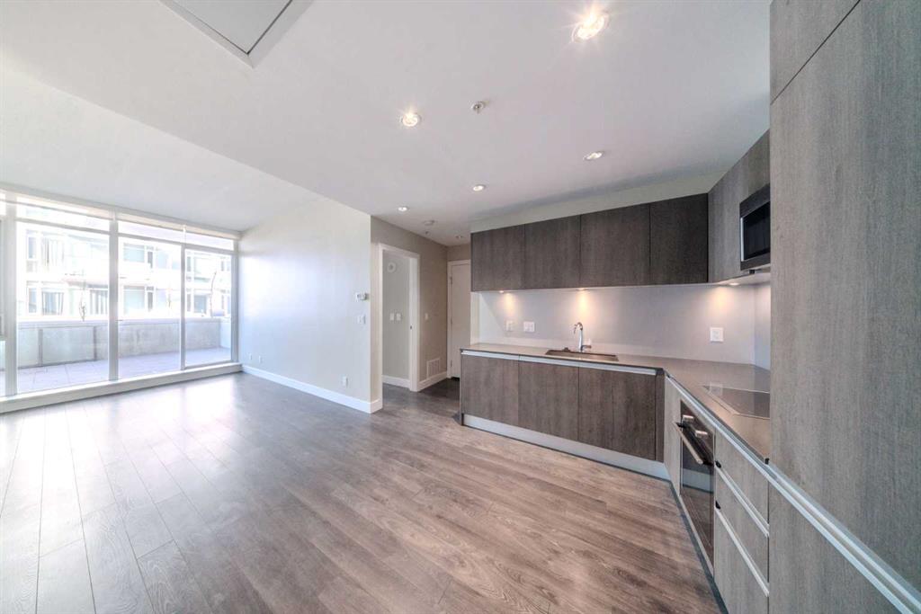 Picture for 706, 1188 3 Street SE