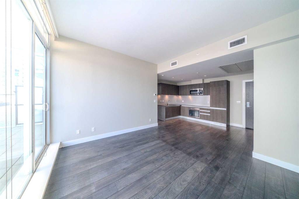 Picture for 706, 1188 3 Street SE