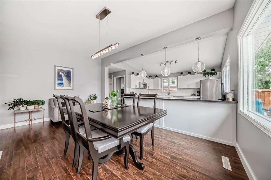 Picture for 5519 Buckthorn Road NW