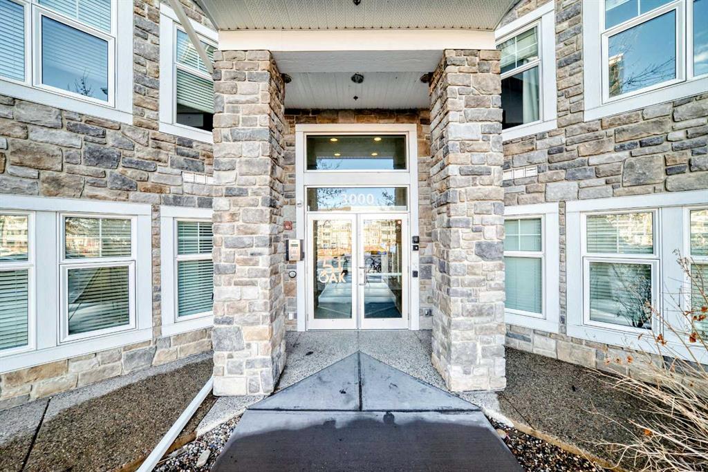 Picture for 3313, 11 Mahogany Row SE