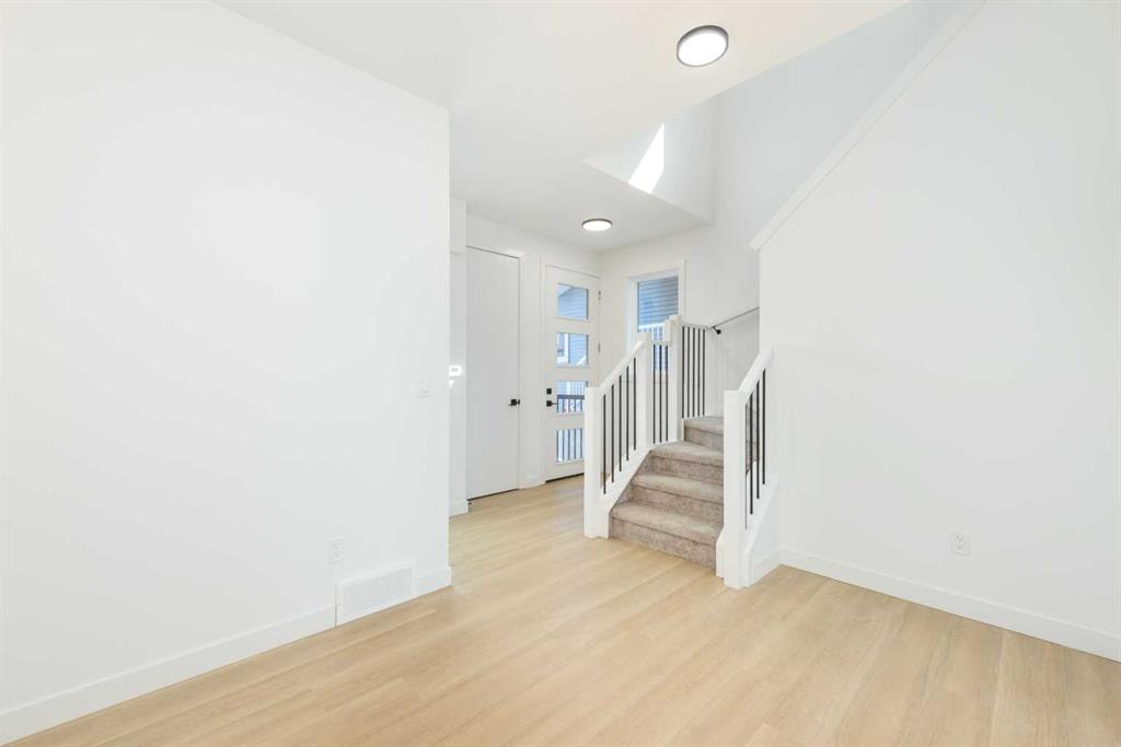 Picture for 104 Heritage Manor 