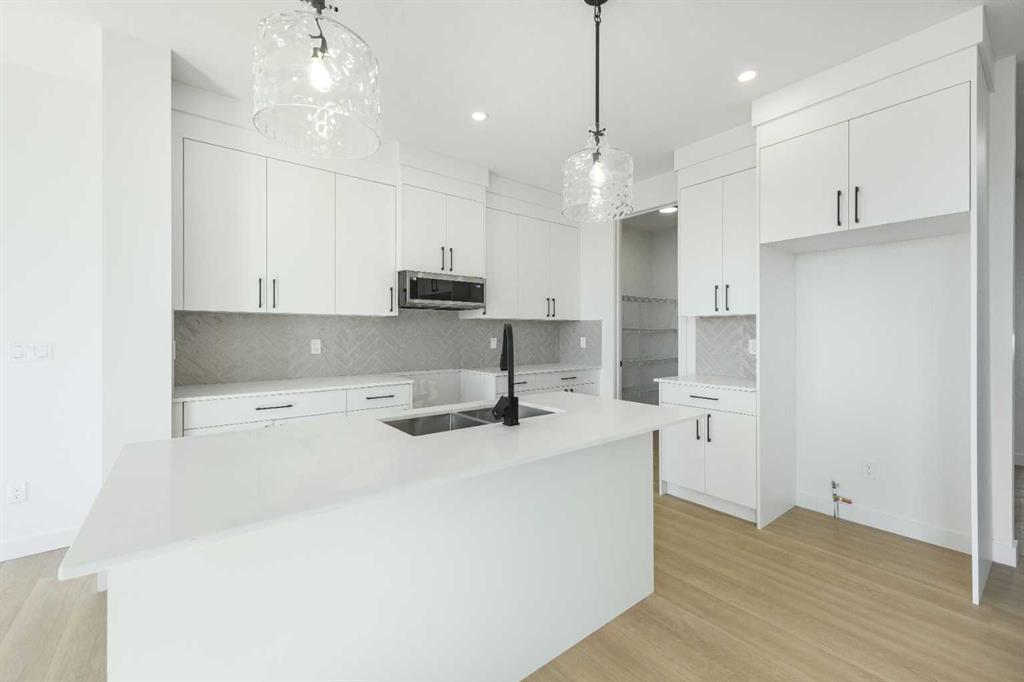 Picture for 104 Heritage Manor 