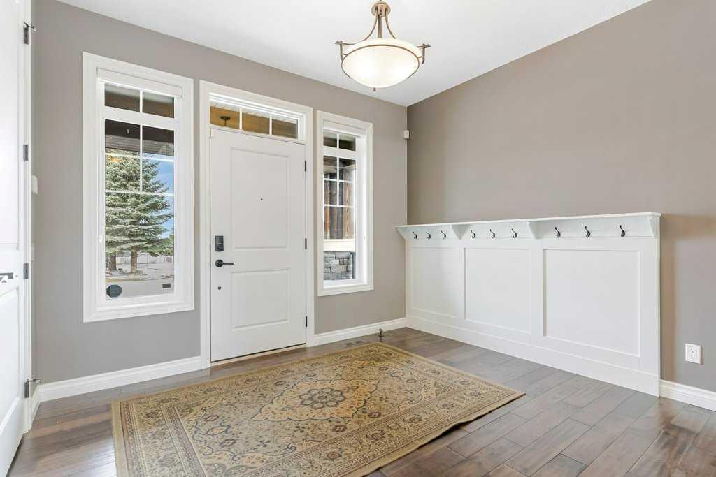 Picture for 928 East Lakeview Road 