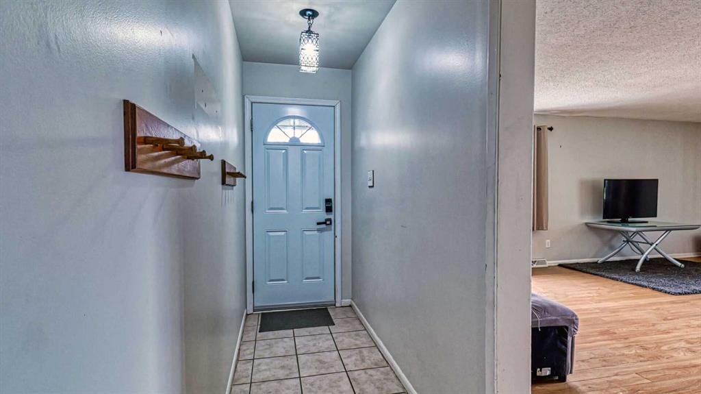 Picture for 5924 Bow Crescent NW