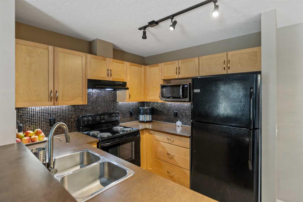 Picture for 2218, 115 Prestwick Villas SE