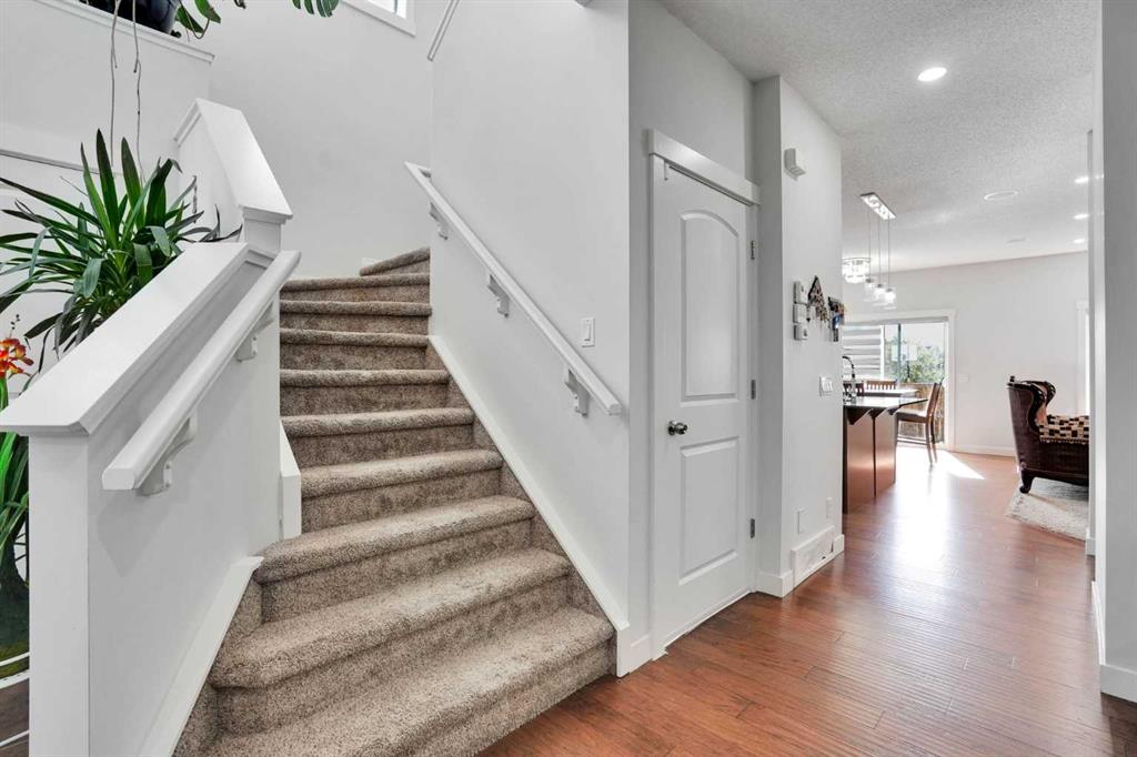 Picture for 449 Skyview Ranch Way NE