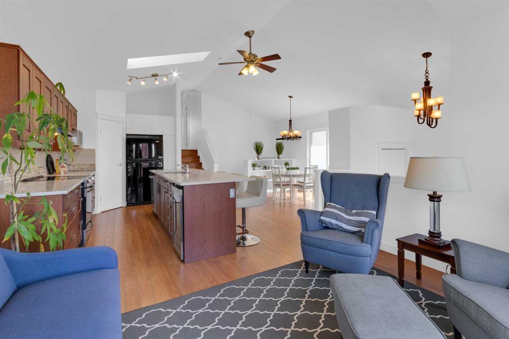 Picture for 131 Country Hills Way NW