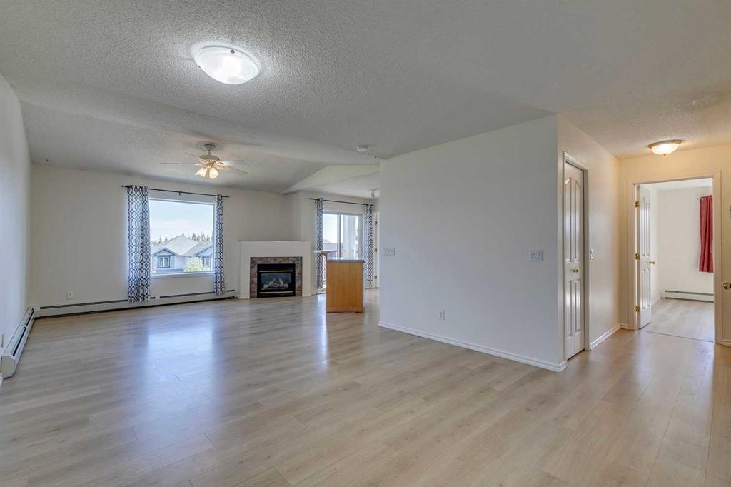 Picture for 301, 7301 Valleyview Park SE