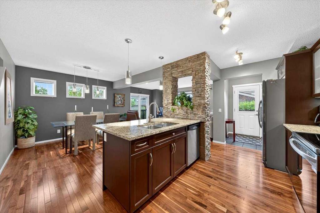 Picture for 30 Copperstone Green SE