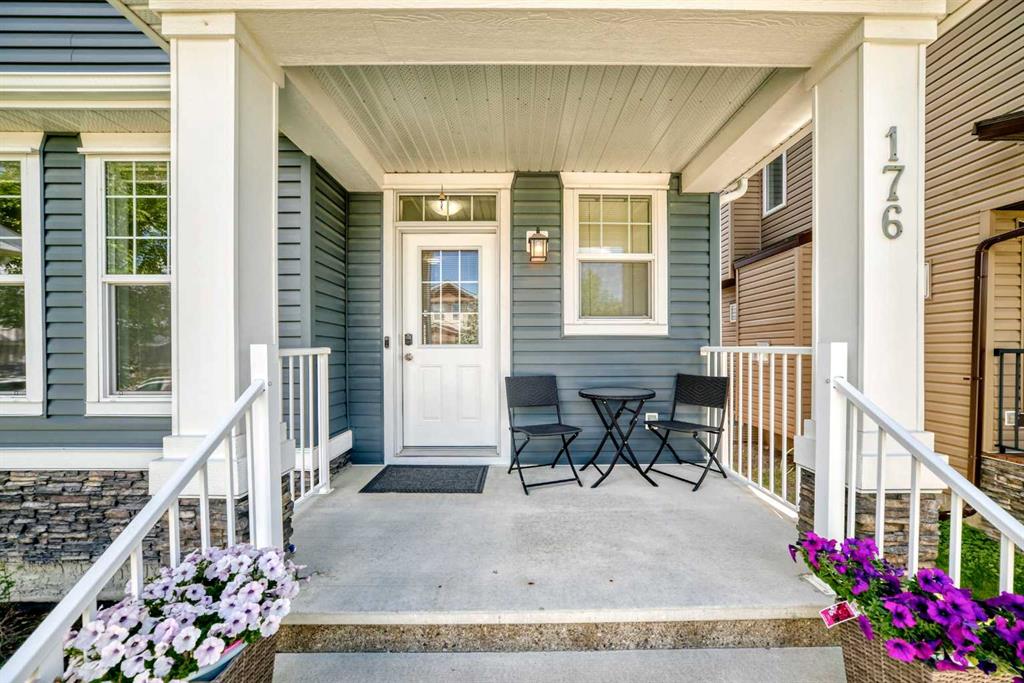 Picture for 176 Evanspark Gardens 
