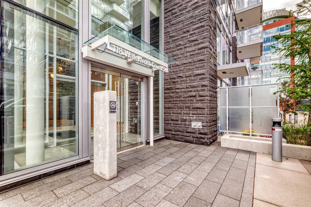 Picture for 106, 118 Waterfront Court SW