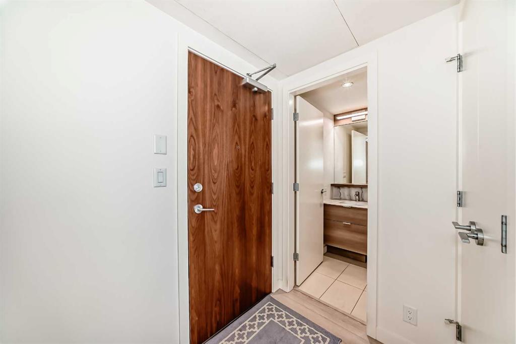 Picture for 106, 118 Waterfront Court SW