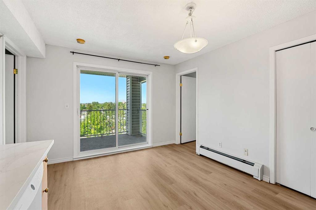 Picture for 425, 1717 60 Street SE