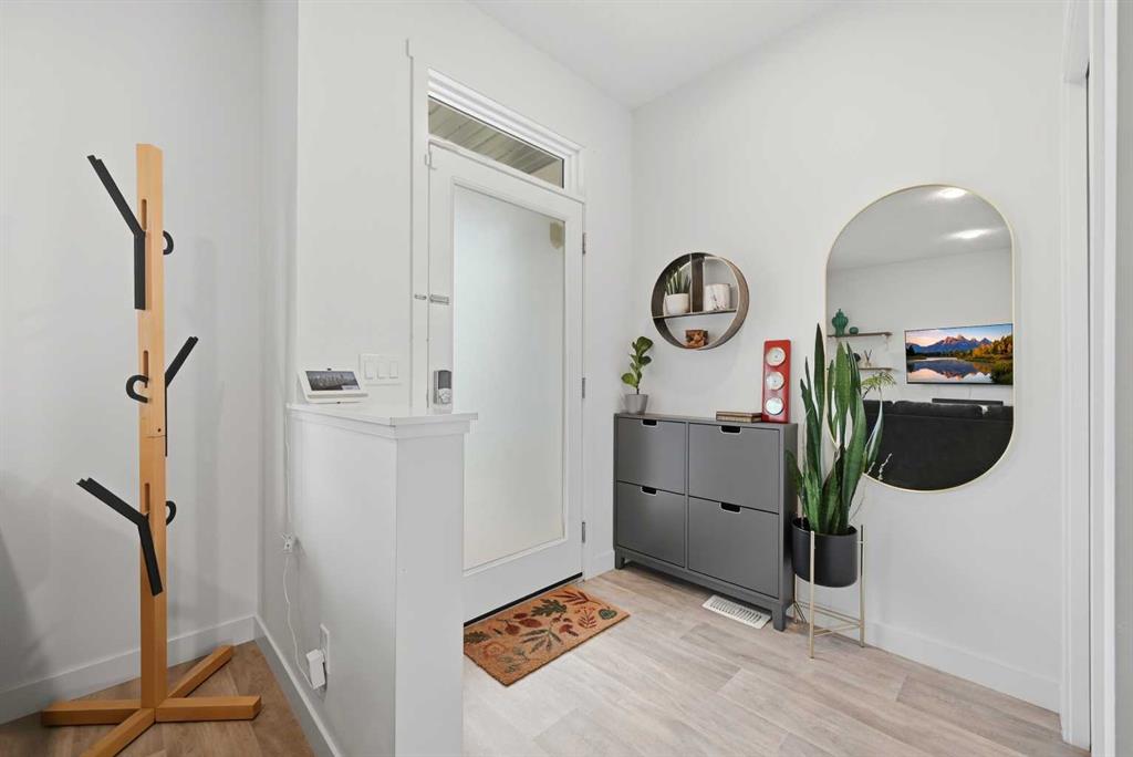 Picture for 21 Carringvue Link NW