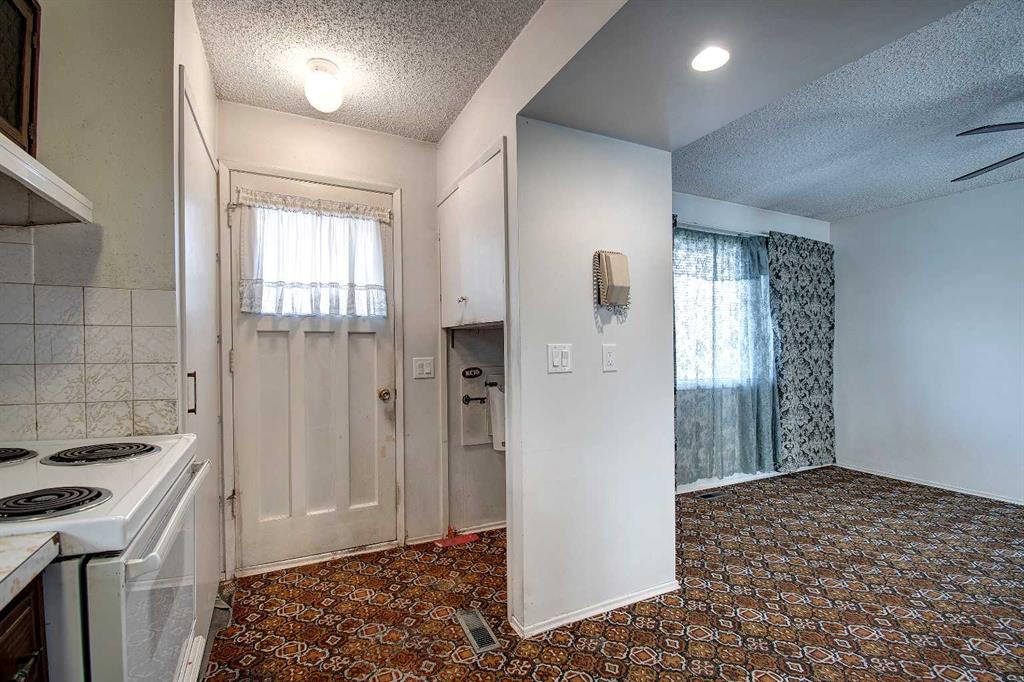 Picture for 4108 13 Avenue NE https://www.cirrealty.ca/reb/creb/84/A2266084_13.jpg