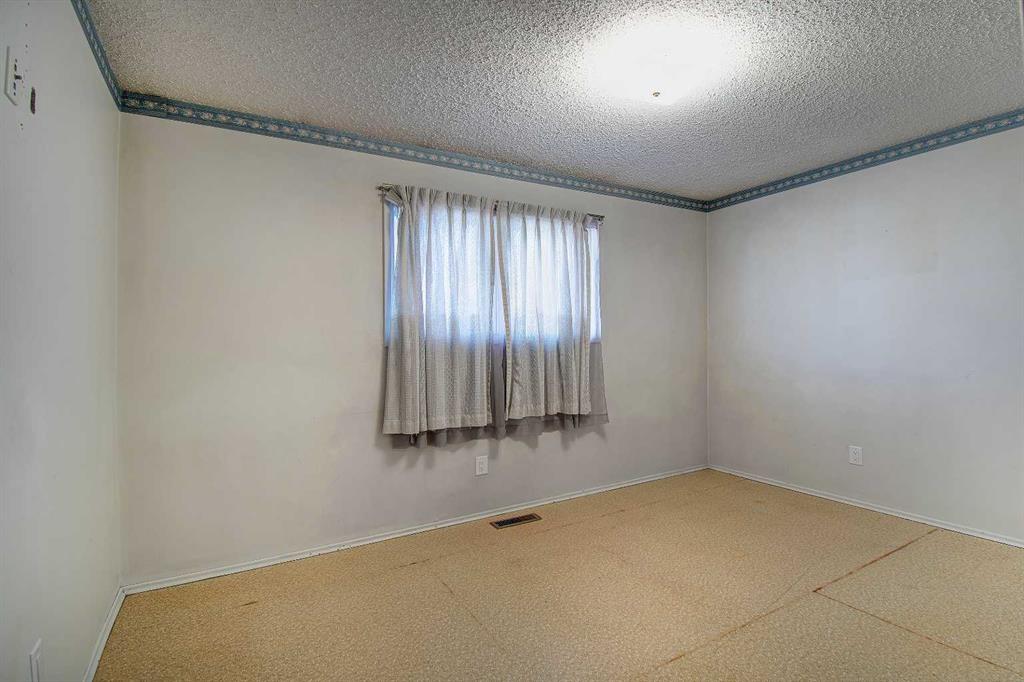 Picture for 4108 13 Avenue NE https://www.cirrealty.ca/reb/creb/84/A2266084_21.jpg