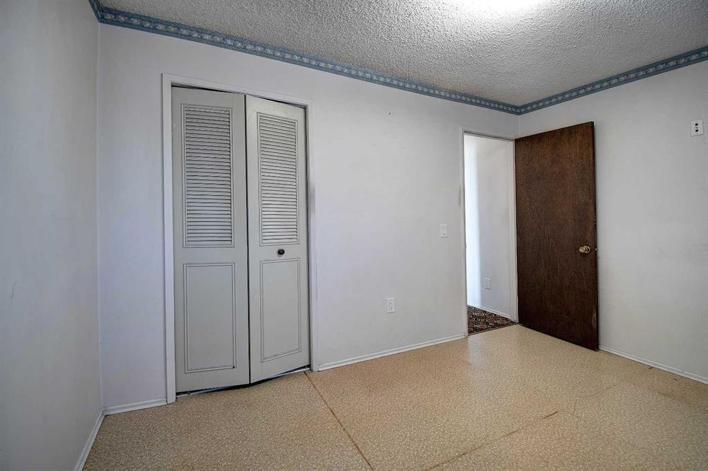 Picture for 4108 13 Avenue NE https://www.cirrealty.ca/reb/creb/84/A2266084_23.jpg