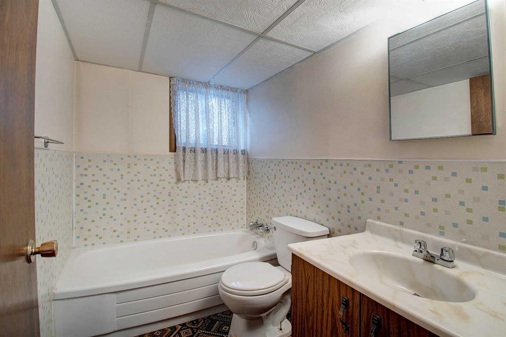 Picture for 4108 13 Avenue NE https://www.cirrealty.ca/reb/creb/84/A2266084_25.jpg