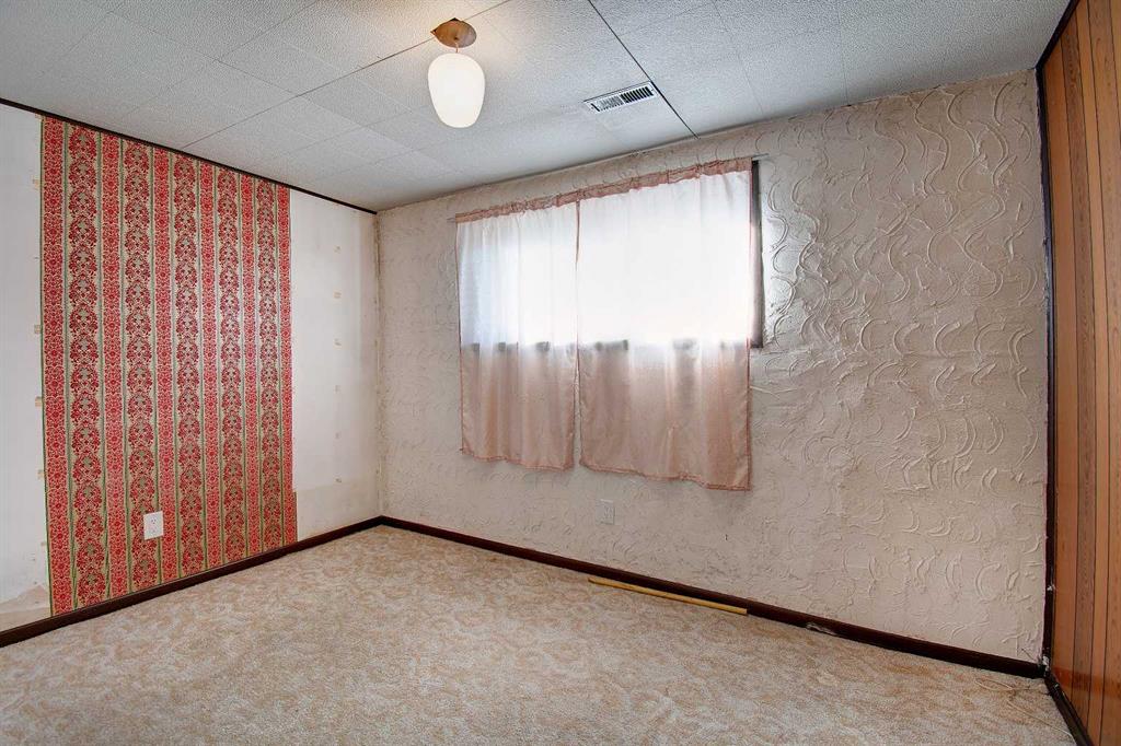Picture for 4108 13 Avenue NE https://www.cirrealty.ca/reb/creb/84/A2266084_26.jpg