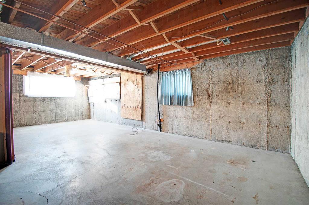 Picture for 4108 13 Avenue NE https://www.cirrealty.ca/reb/creb/84/A2266084_31.jpg