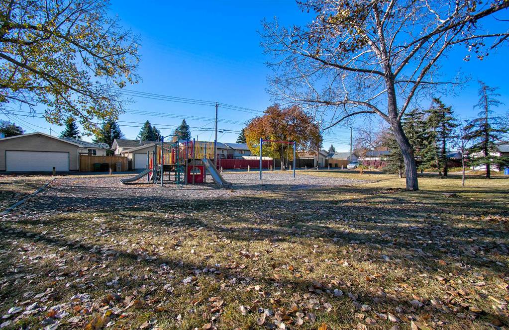 Picture for 4108 13 Avenue NE https://www.cirrealty.ca/reb/creb/84/A2266084_43.jpg