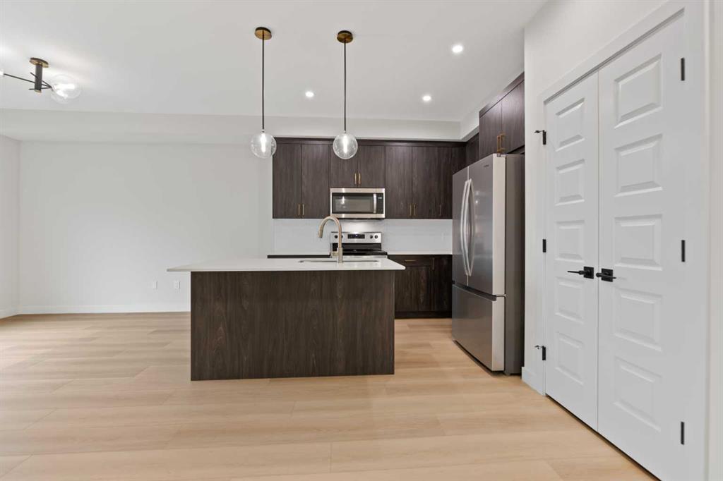 Picture for 292 Waterford Way 