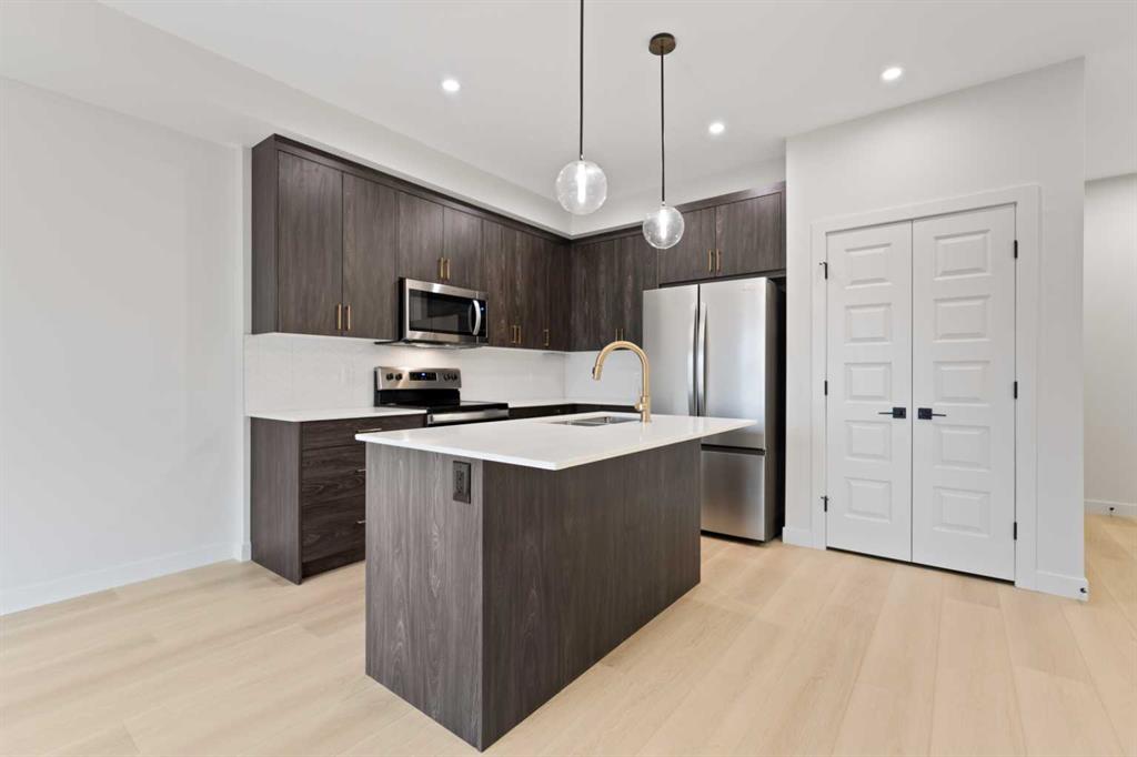 Picture for 292 Waterford Way 