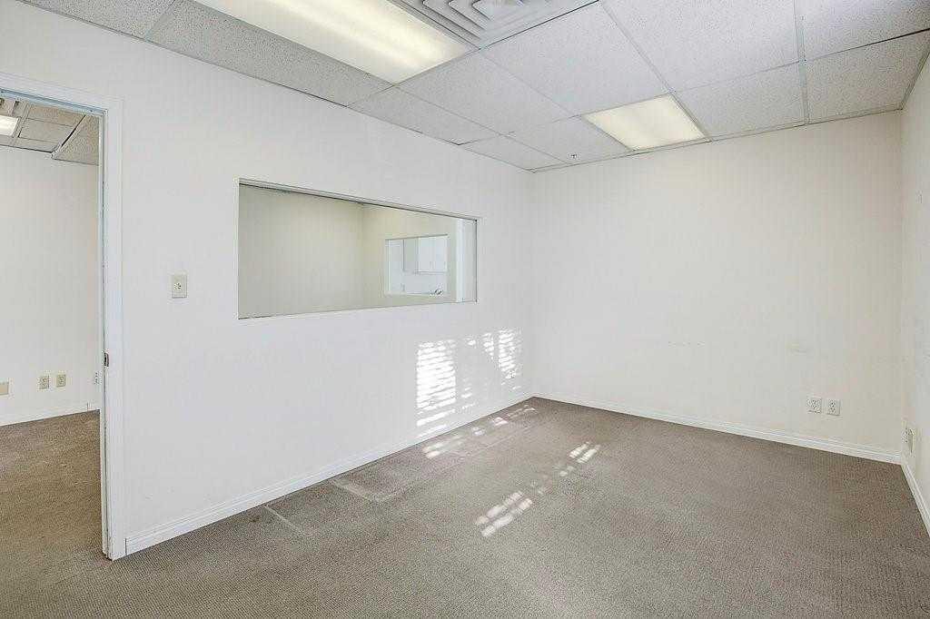 Picture for 105, 138 18 Avenue SE